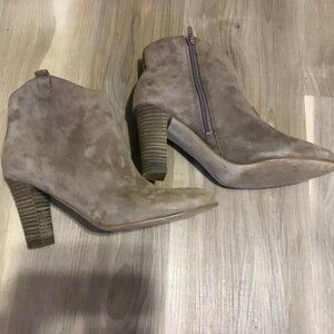 Marc Fisher Ladies Suede Leather Boots Size 9